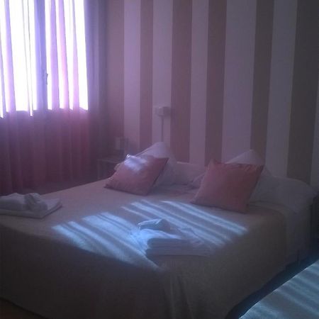 Bed Il Faro Bed and Breakfast Finale Ligure Exterior foto