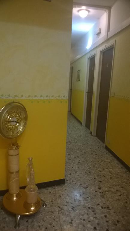 Bed Il Faro Bed and Breakfast Finale Ligure Exterior foto