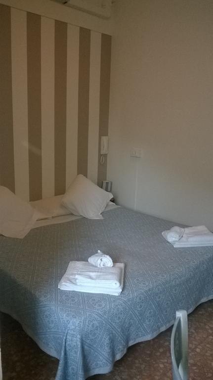 Bed Il Faro Bed and Breakfast Finale Ligure Exterior foto